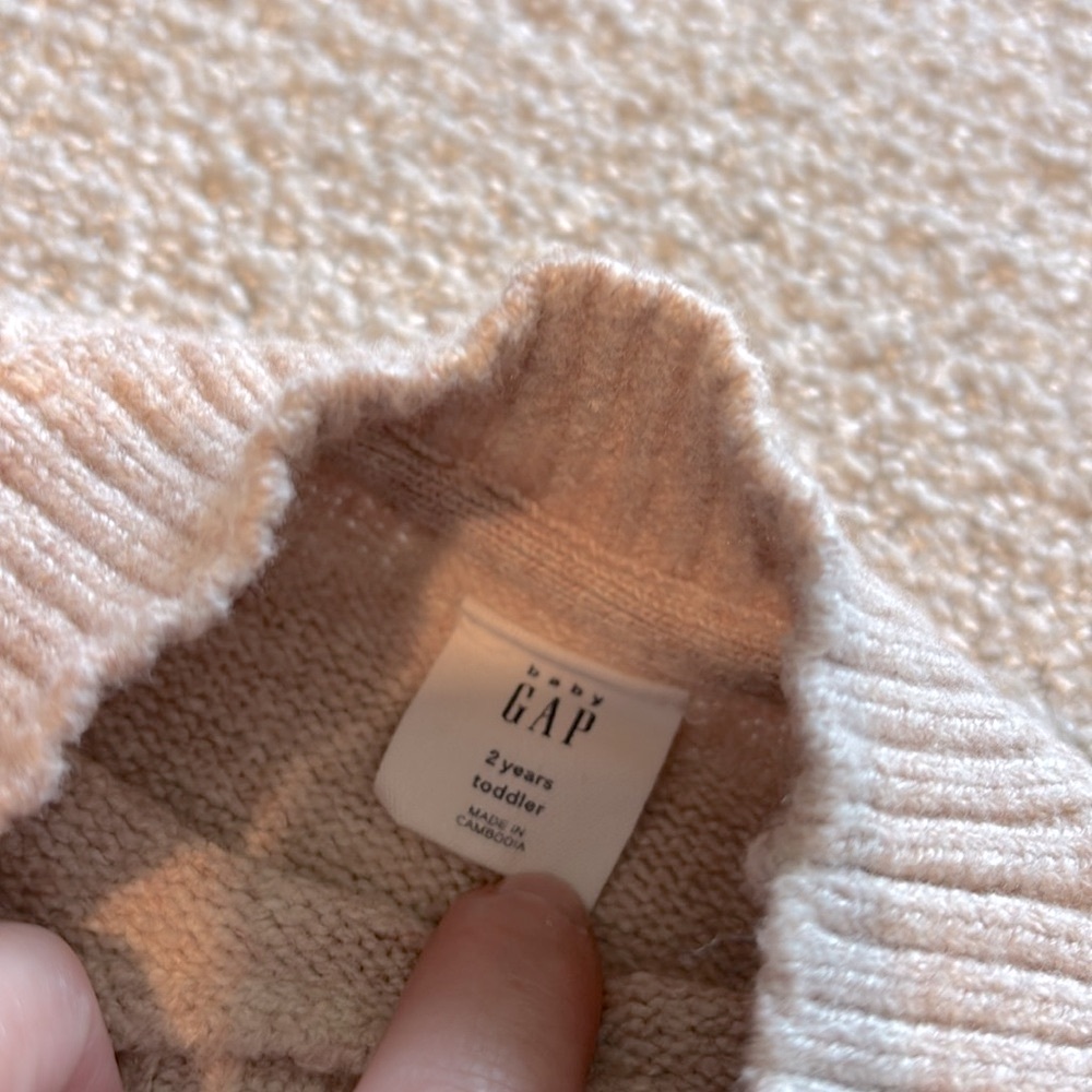 GAP Kids Beige Sweater with Puff Sleeves - Picture 4 of 4